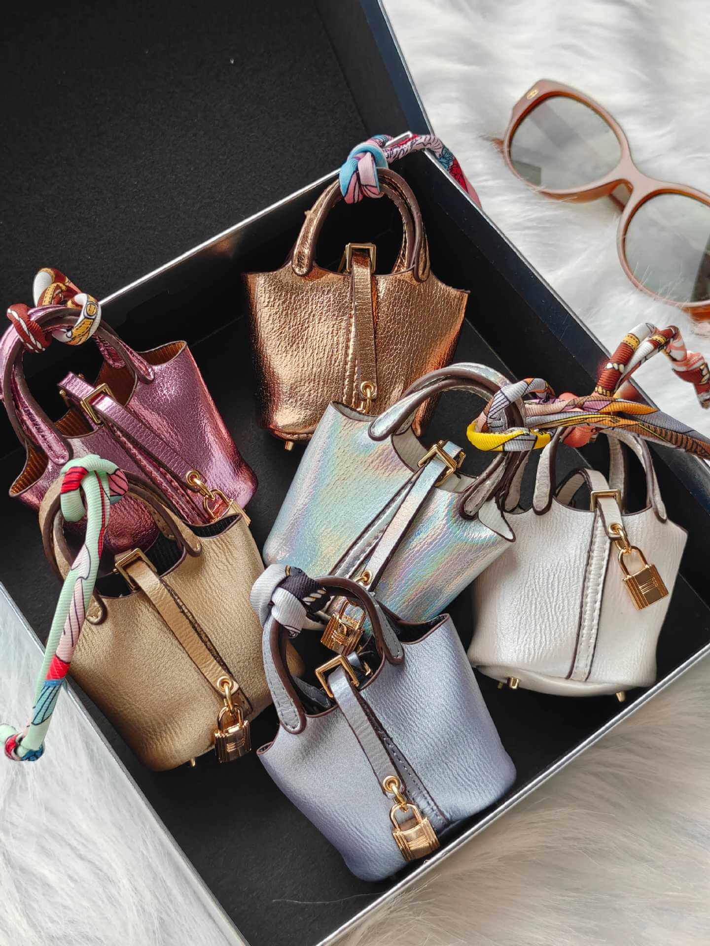 Petite Tote Charm — Luxury Elegant Fashion Multi-Functional Accessory