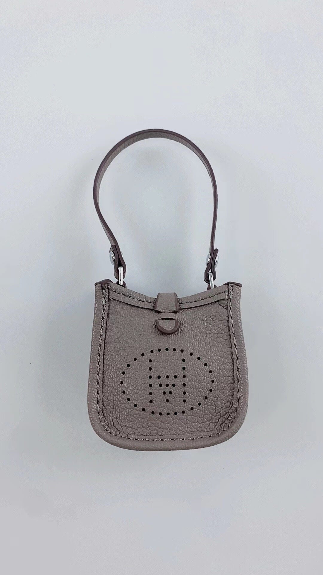 Atelier Charm Pouch — Elegant Everyday Fashion Multi-Functional Charm