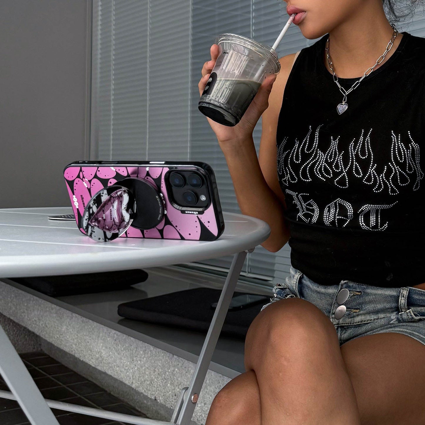 Pink Symbiote Mirror Magnetic Phone Grip & Stand